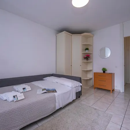 Palace - Happy * Lugano