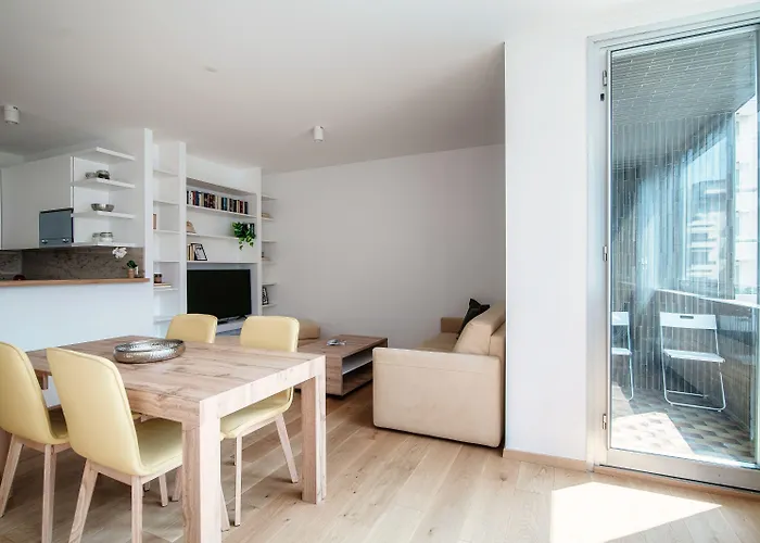 Palace - Happy * Lugano